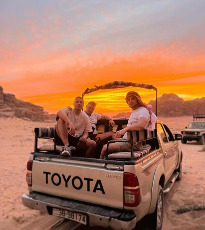 Ferienwohnung Saleem With Jeep Tour Wadi Rum Exterior foto